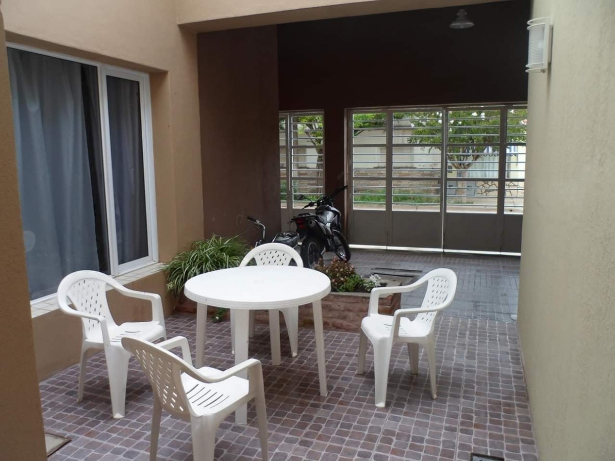 Casa centrica en venta!