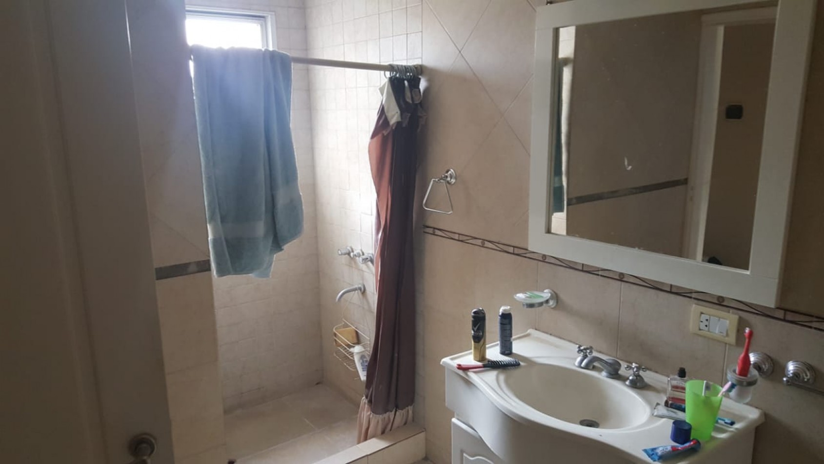 Casa centrica en venta!