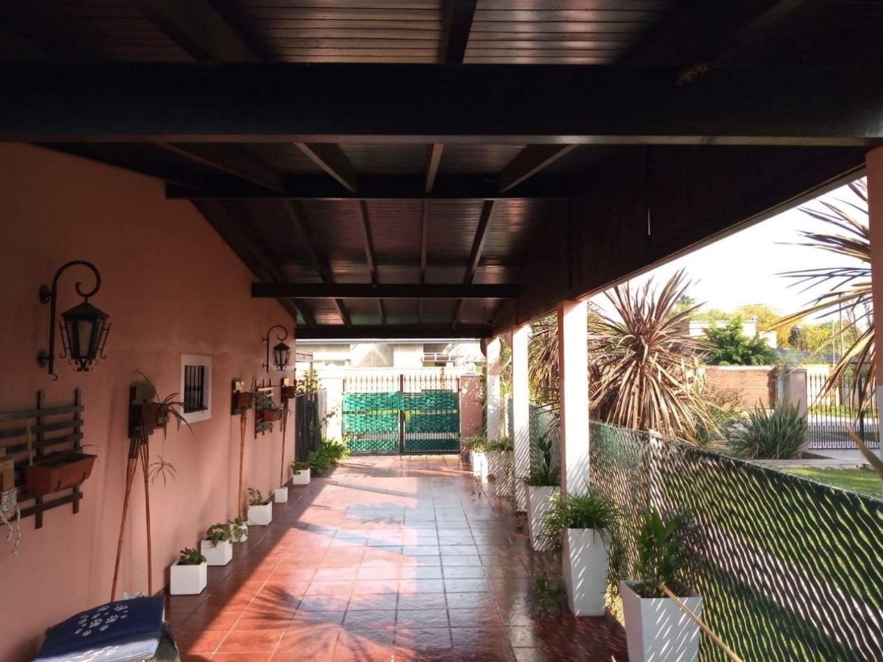 Casa en barrio de quintas