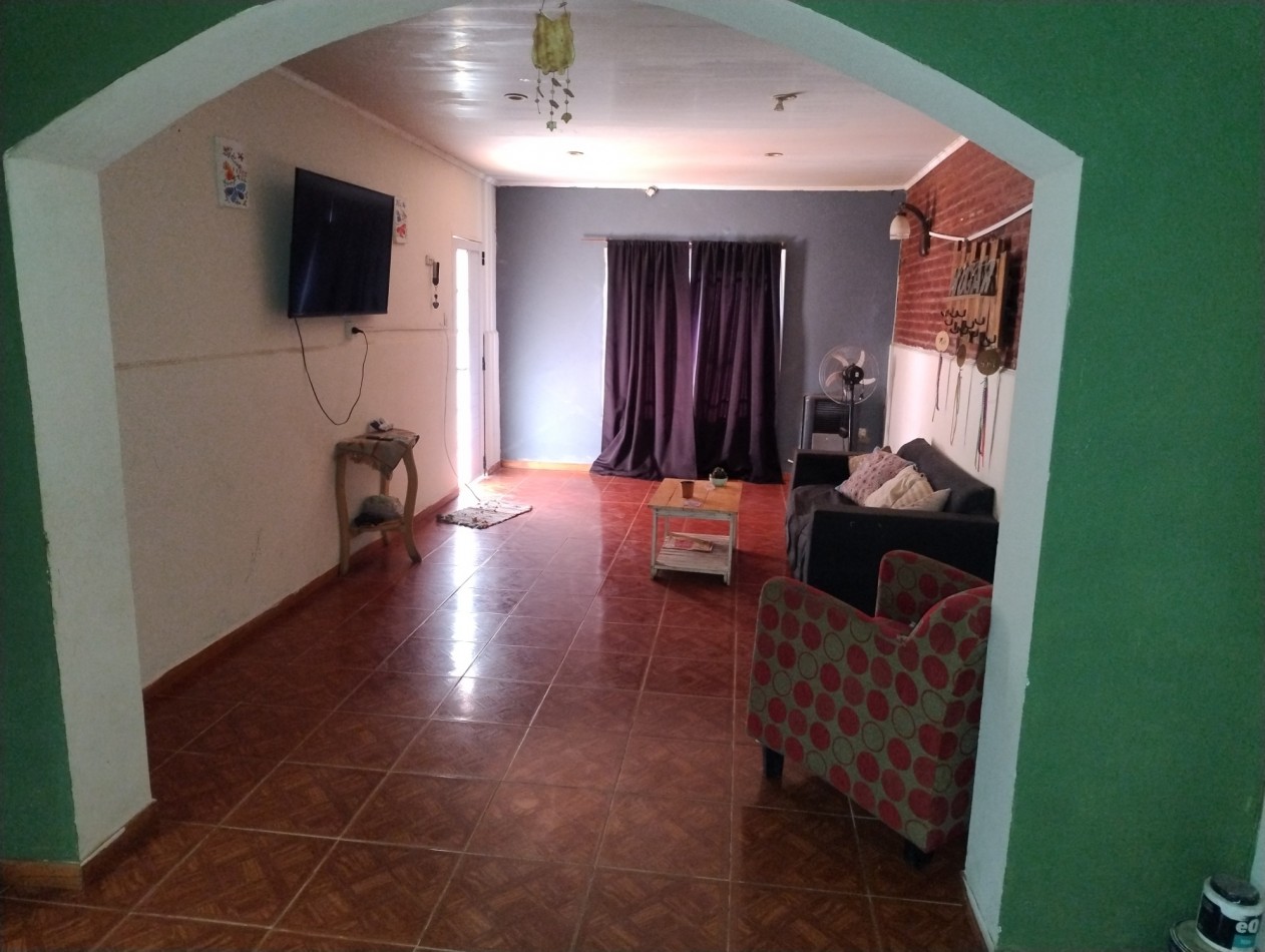 Casa en venta. Chacabuco 360