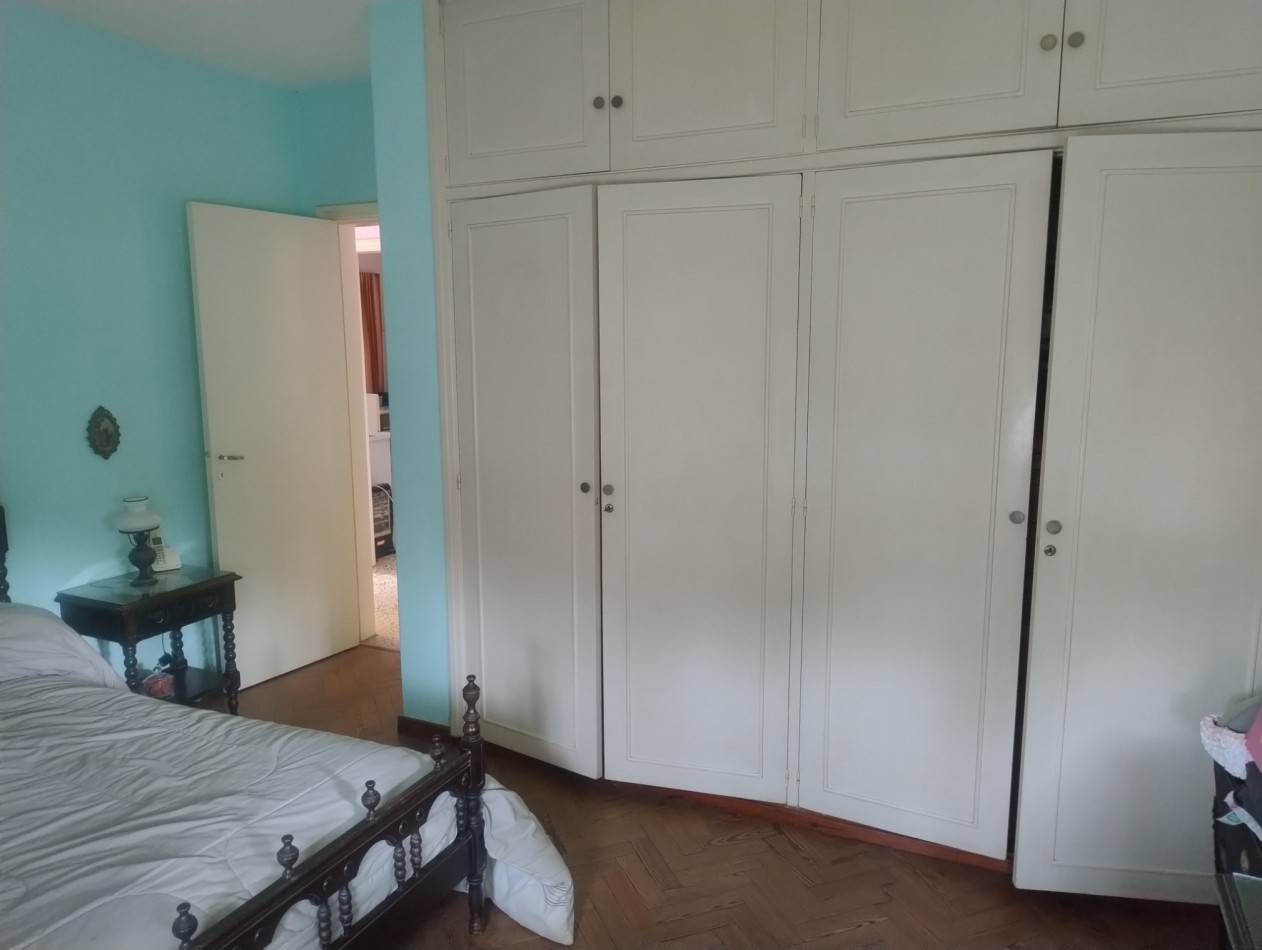 Casa en venta! Pedro Gambaro 1157