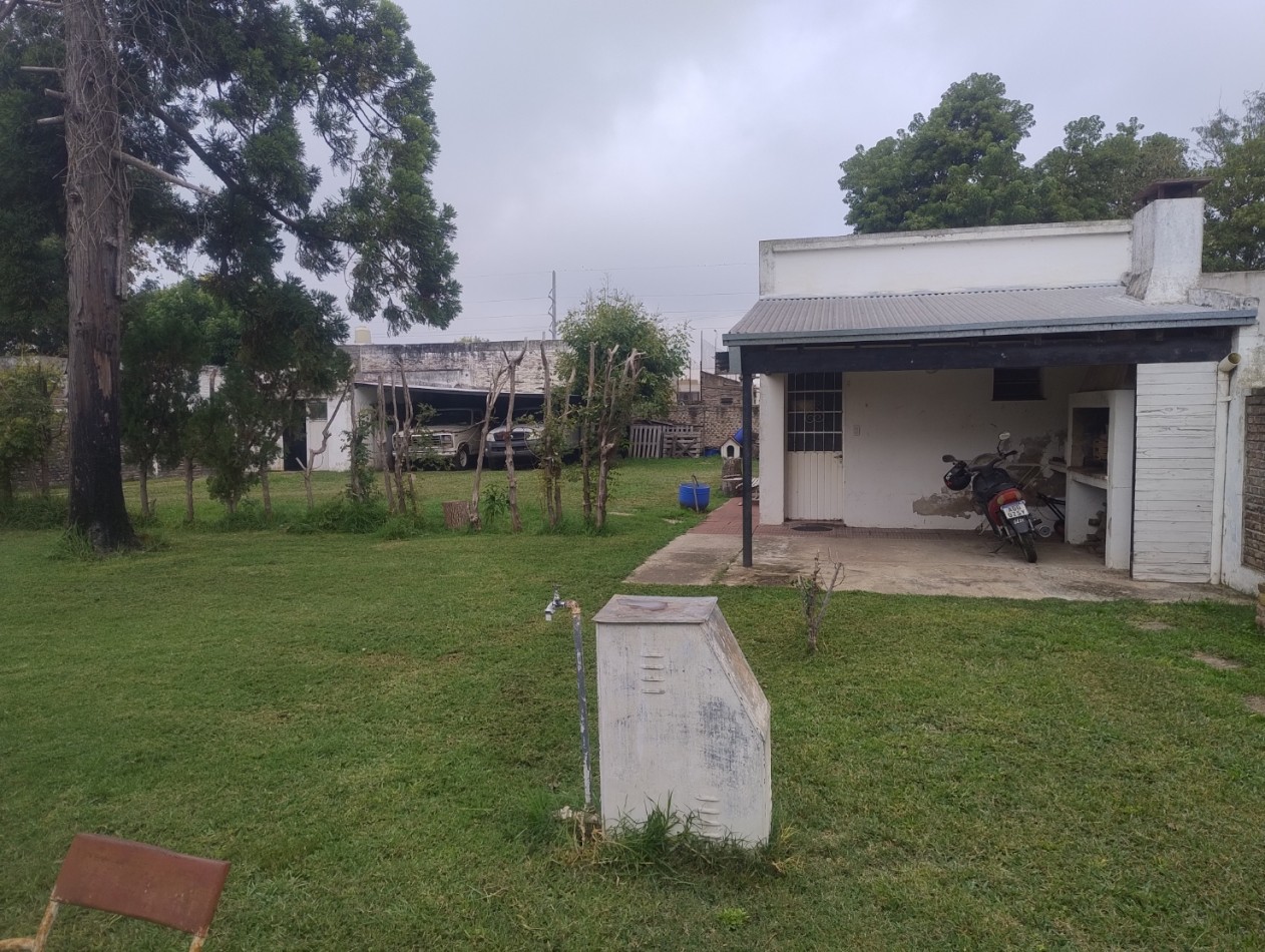 Casa en venta! Pedro Gambaro 1157