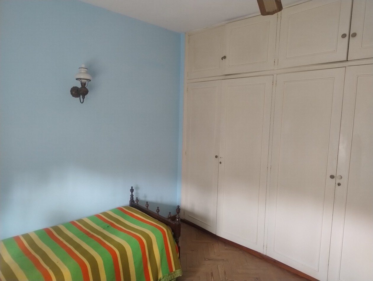 Casa en venta! Pedro Gambaro 1157